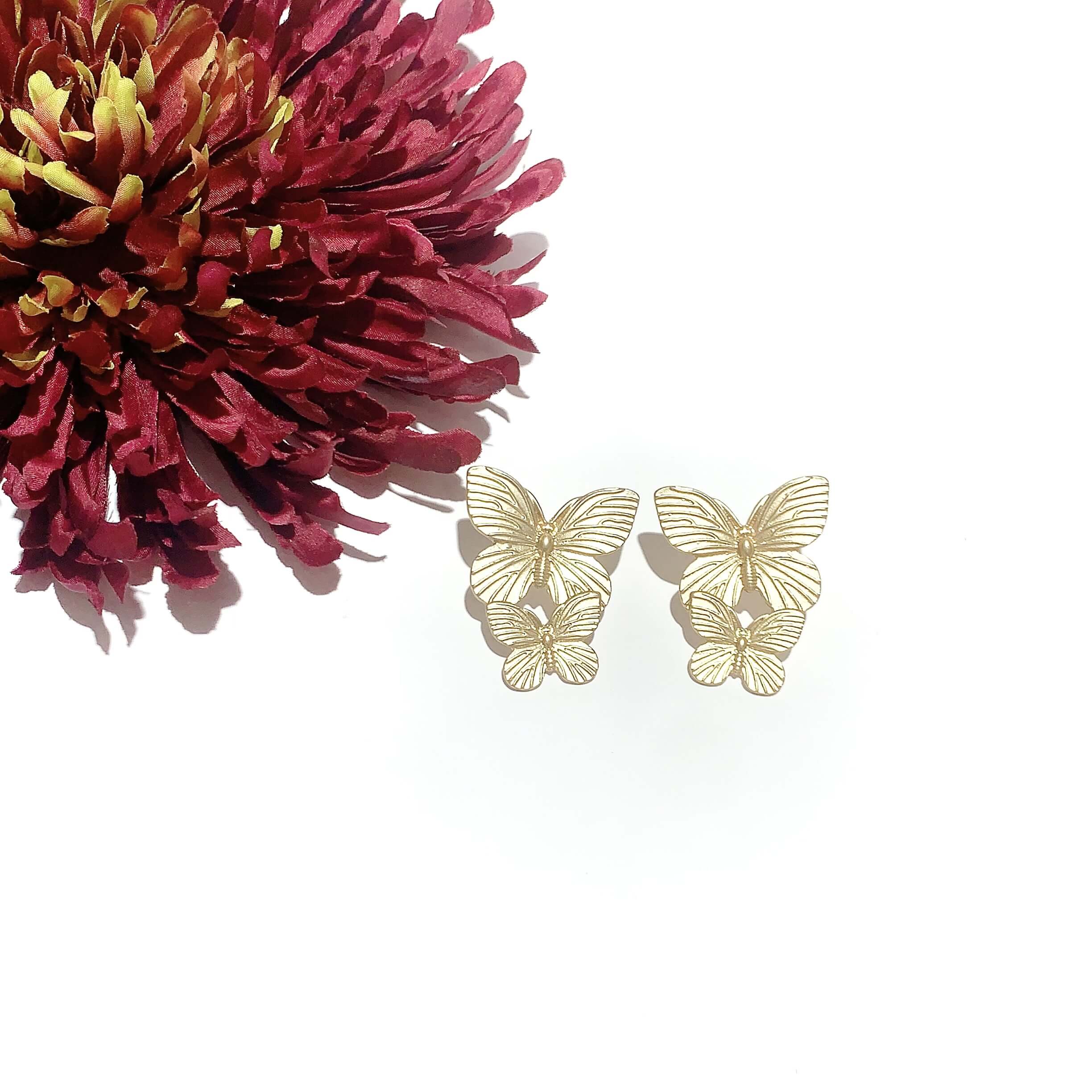 Pendientes forma mariposa