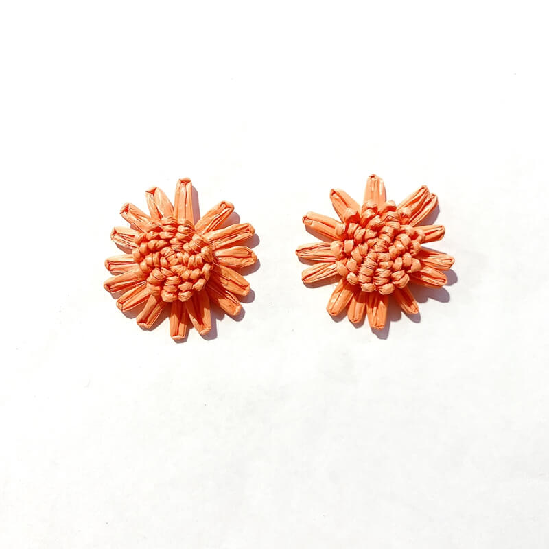 Pendientes rafia forma flor