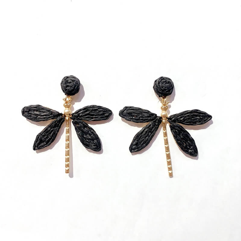Pendientes rafia forma libelulas