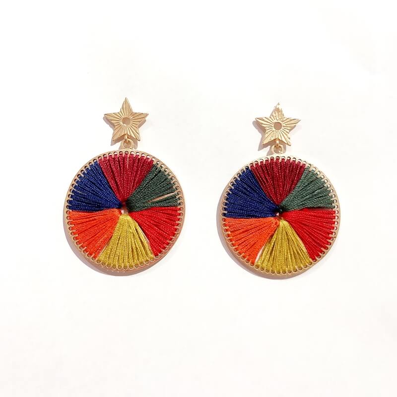 Pendientes hilo forma redondo